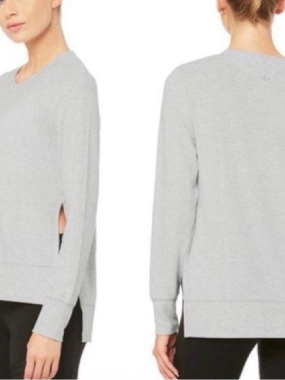 Alo Yoga Glimpse Long Sleeve Top in heather gray XS